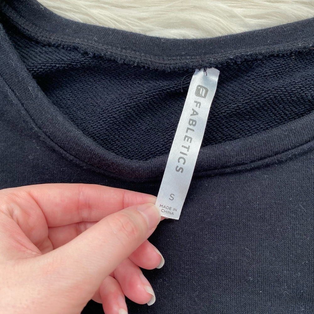 Fabletics Black Crew Neck Windhaven Pullover Swea… - image 8